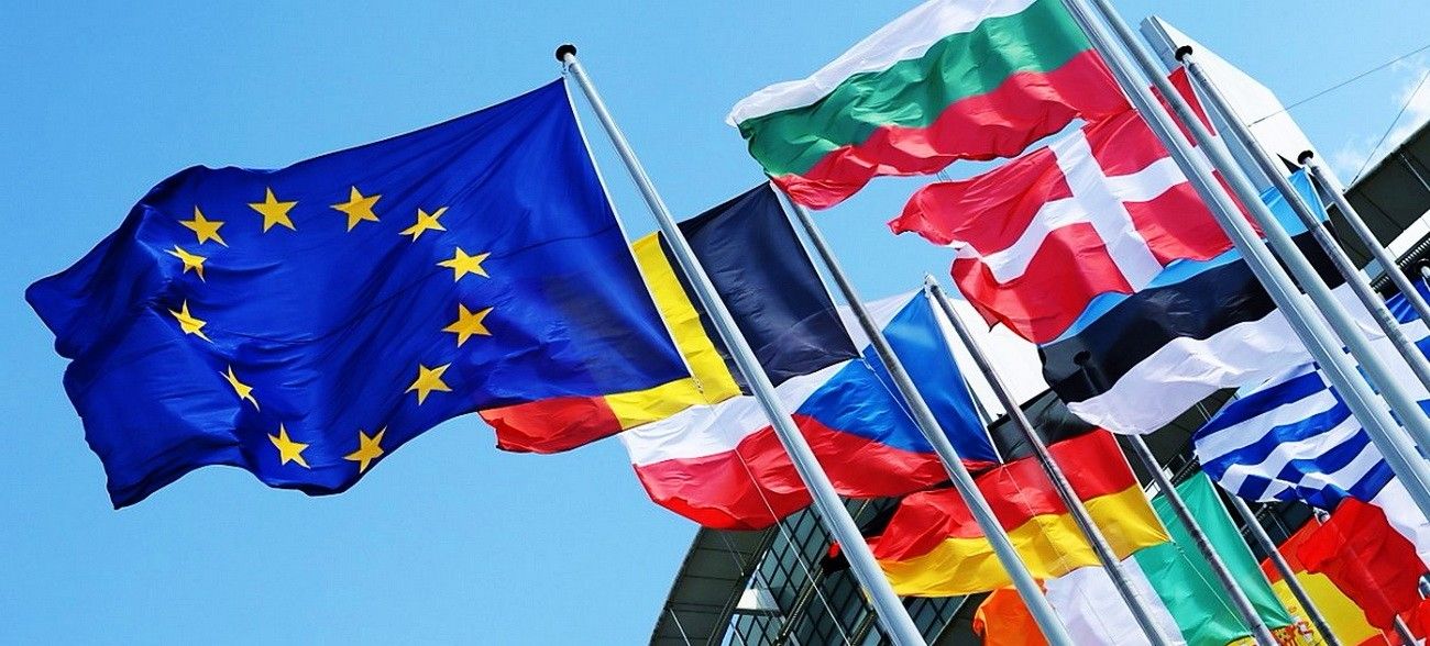 Евроинтеграция России?.. Флаги стран-членов Евросоюза