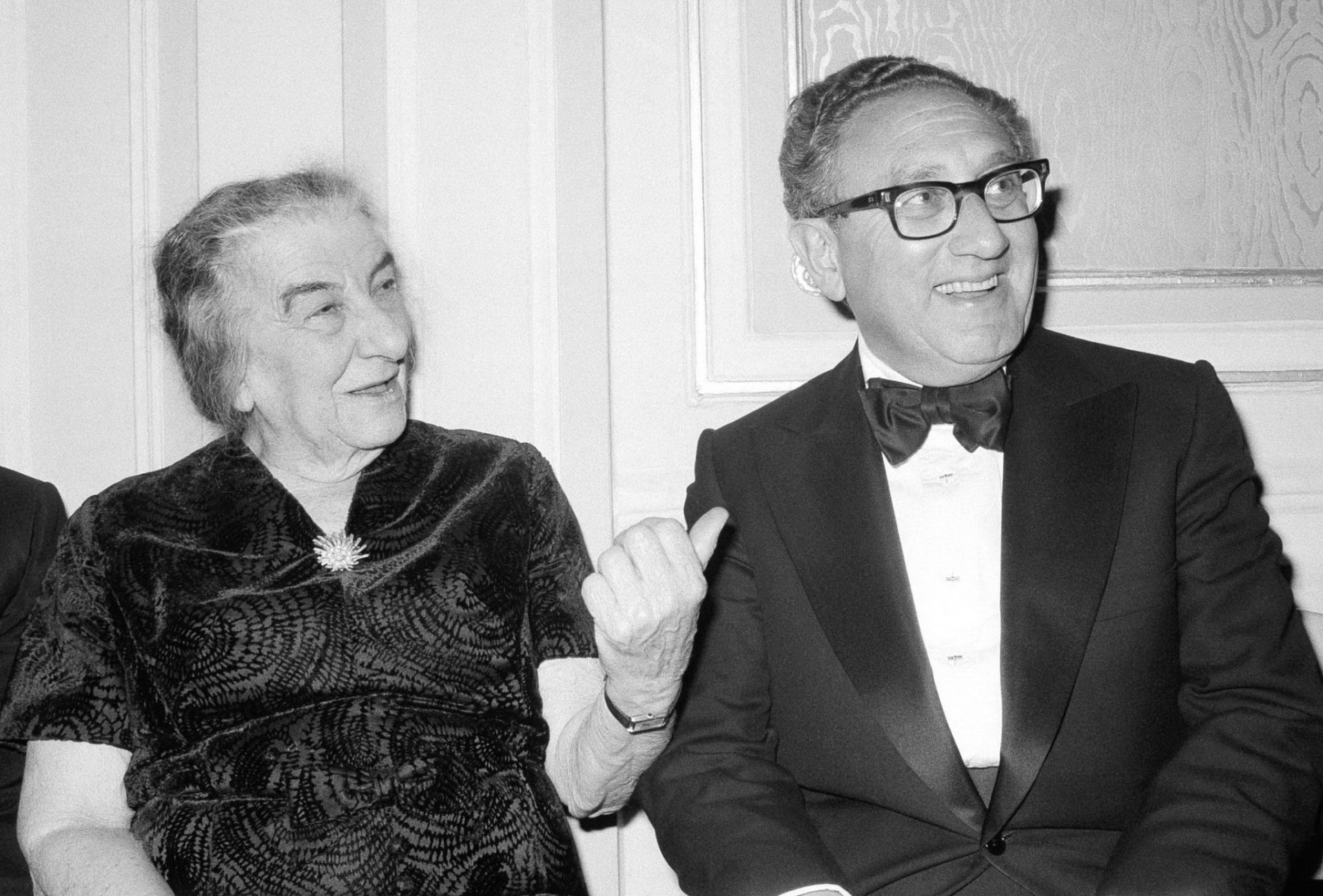  Голда Меир и Генри Киссинджер в Нью-Йорке в 1977 г.