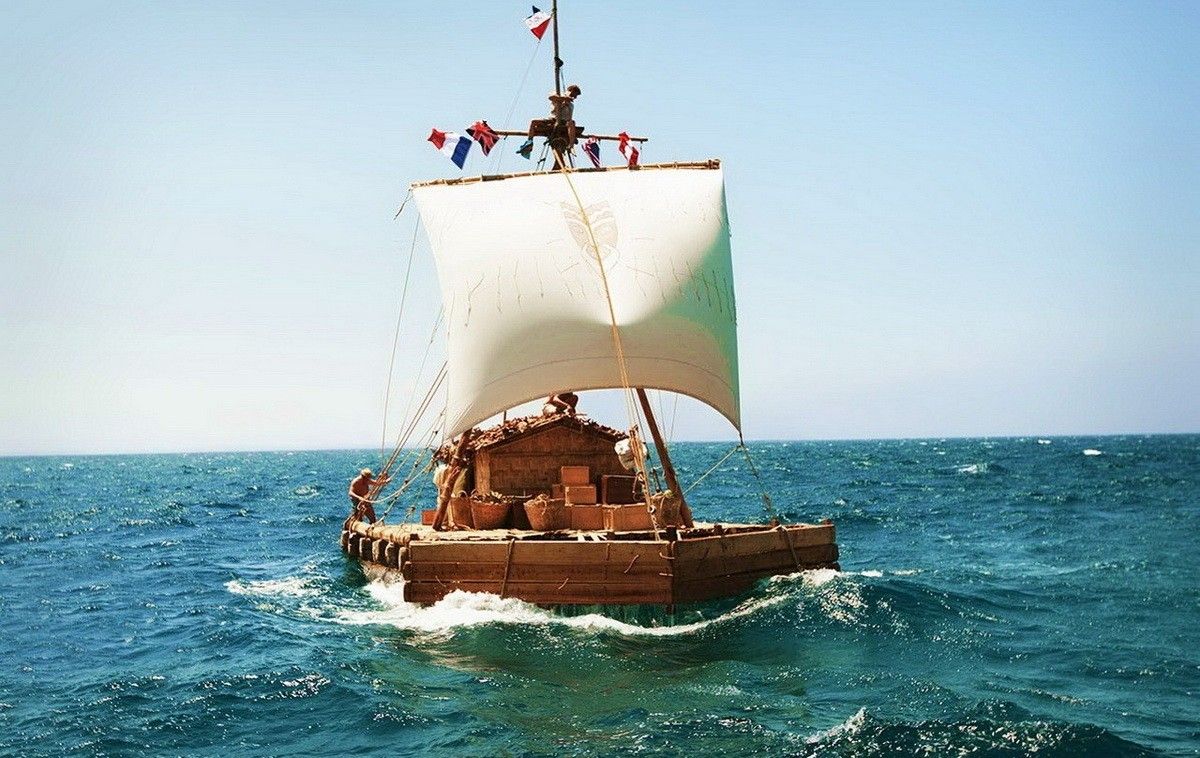 Thor Heyerdahl. Кон-Тики — так назвался плот, который был использован норвежским исследователем Туром Хейердалом (1914-2002) в его экспедиции 1947 года через Тихий океан из Южной Америки в Полинезию. Название лодки связано с солнечным богом инков, Виракоча, которого, как говорят, раньше называли «Кон-Тики».