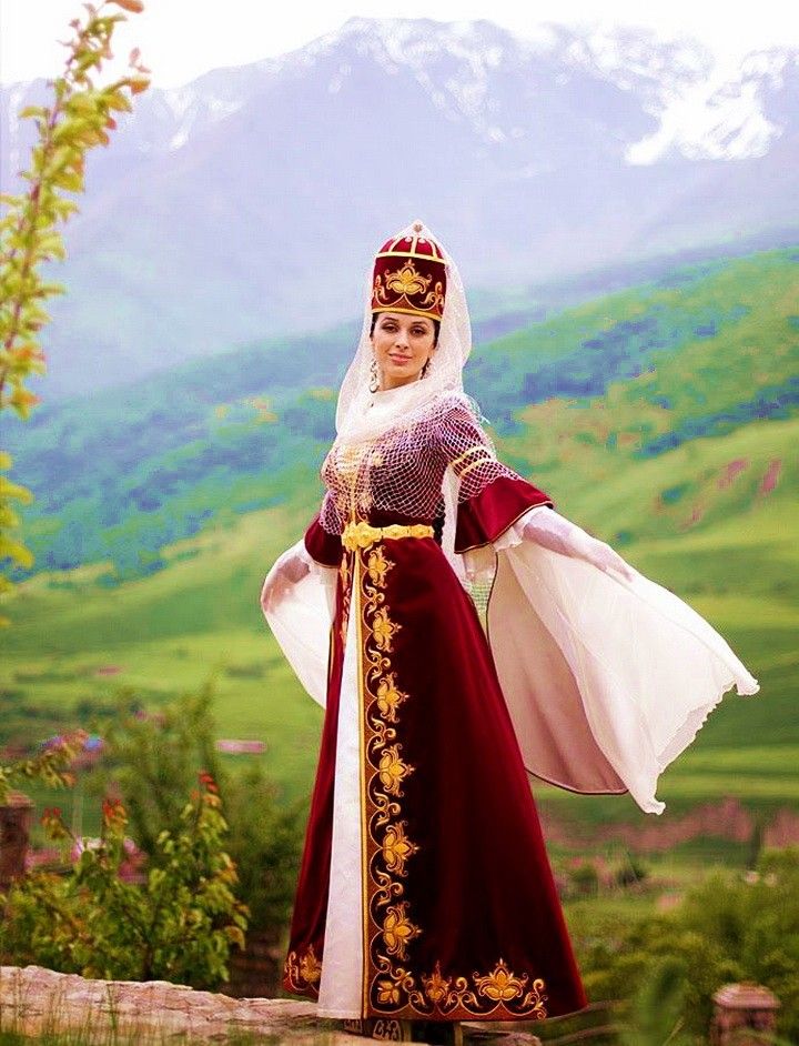 Кавалерийский штурм Эльруса... Карачаевская красавица