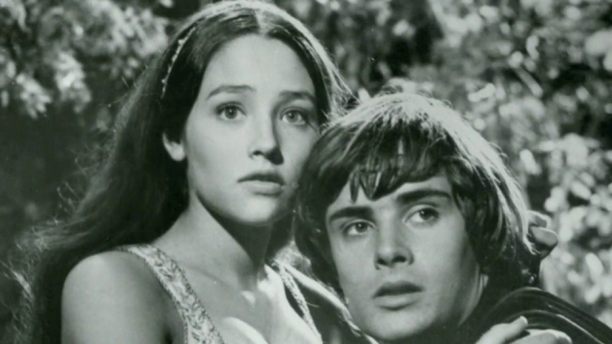 История любви Ромео и Джульетты... Ромео и Джульетта - Оливия Хасси в роли Джульетты