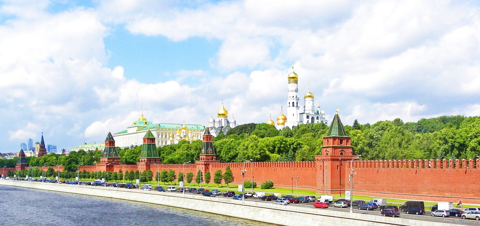Новая Россия... Москва. Кремлёвская набережная