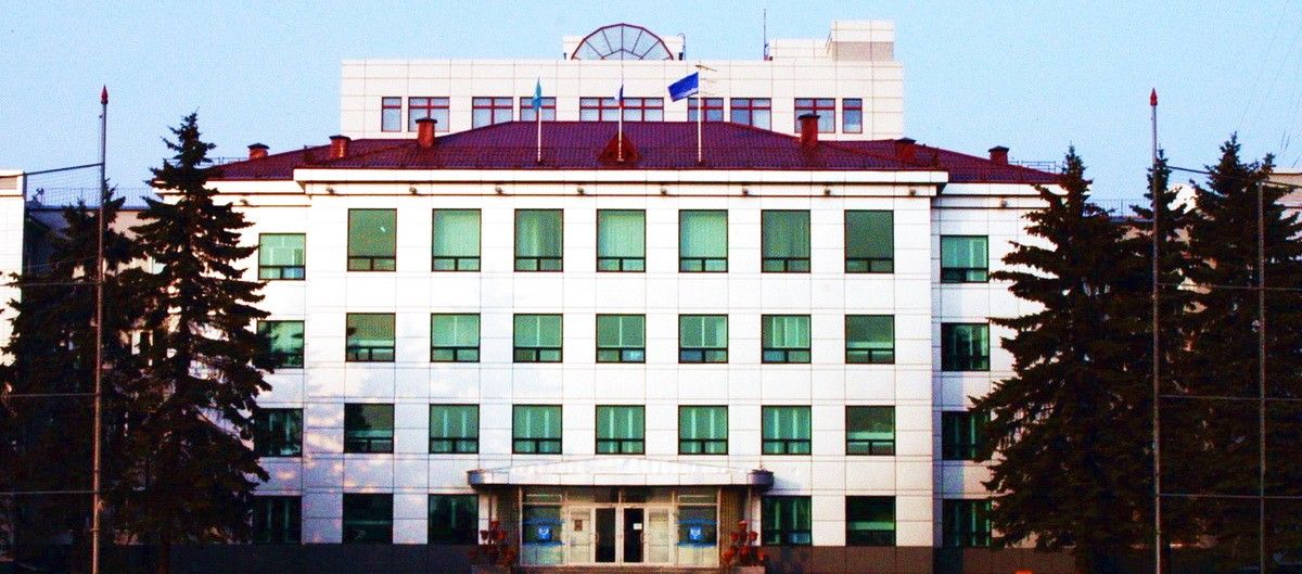Южно-Сахалинск... Здание Администрации Южно-Сахалинска
