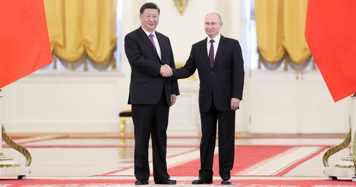 Русско-китайское рукопожатие